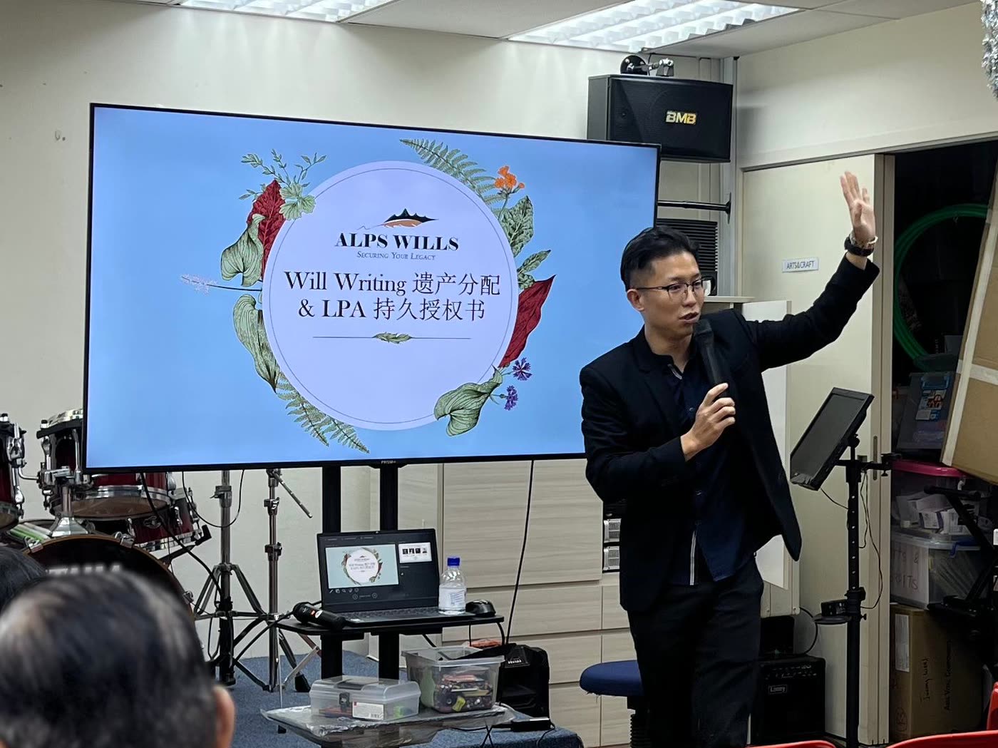 An Alps Wills Certified Will Writer presenting a Will Writing and LPA talk to a community group in Singapore
